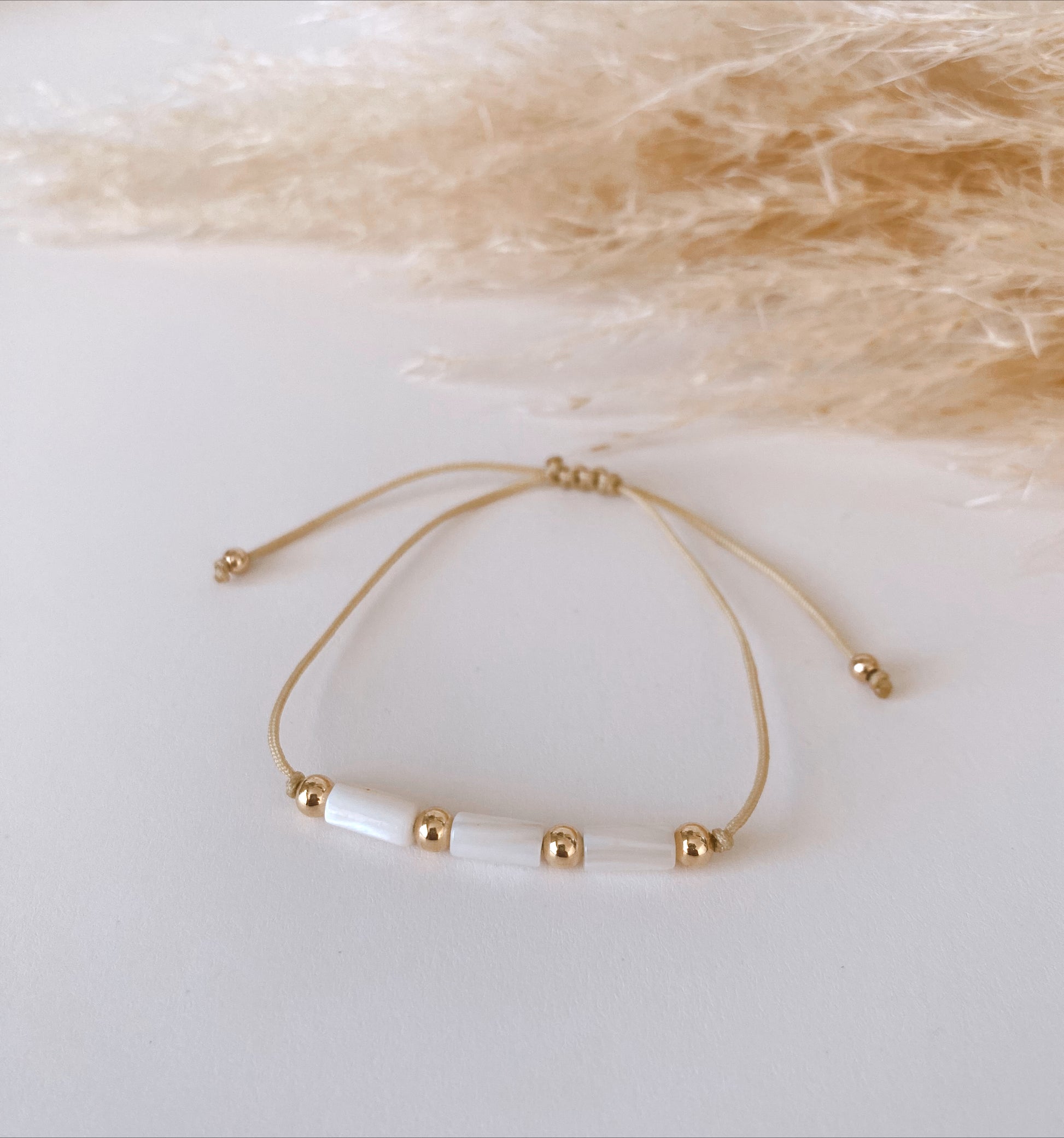 Nacar Bracelet